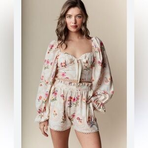 685. Floral Bow off Shoulder short Set